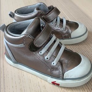 See Kai Run Peyton sneakers shoes pewter